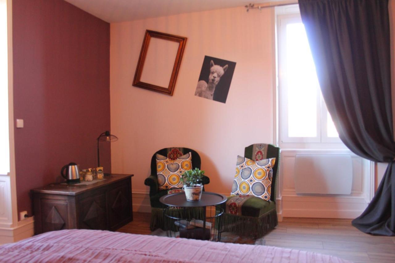 Le Manoir De Cocelle Bed & Breakfast Paris-l'Hopital Luaran gambar