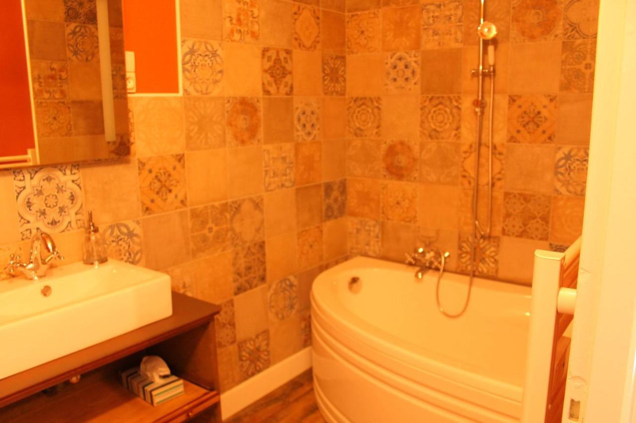 Le Manoir De Cocelle Bed & Breakfast Paris-l'Hopital Luaran gambar