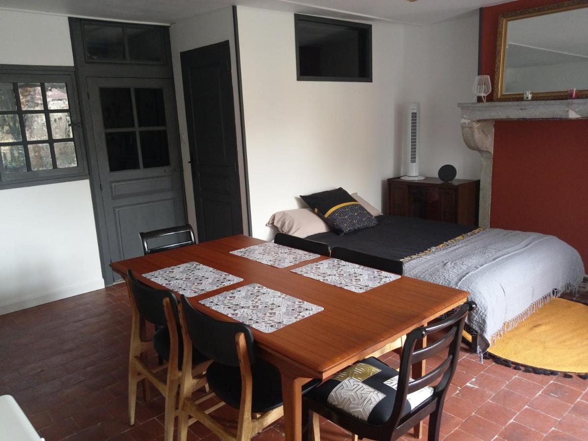 Le Manoir De Cocelle Bed & Breakfast Paris-l'Hopital Luaran gambar